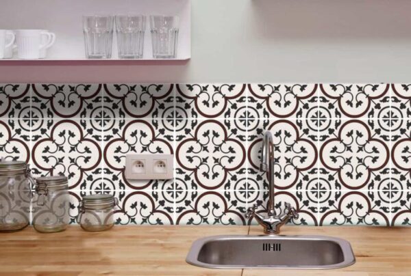 Fliesenaufkleber floral marokkanisch in Creme fuer die Kueche