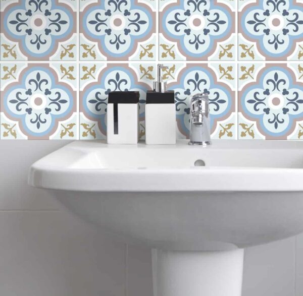 Fliesenaufkleber azulejo floral in Hellblau fuer das Bad